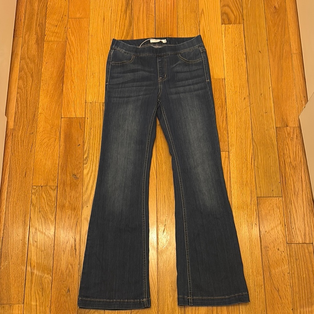 Cello Flare Jeans Size Medium